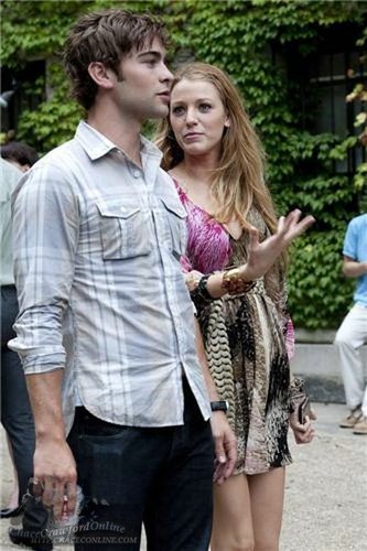  Blake Lively & Chace Crawford on set July 14th