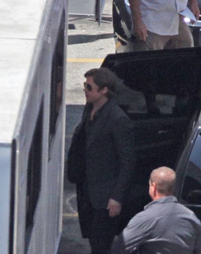  Brad Pitt on set of "Moneyball" in L.A. on July 12, 2010