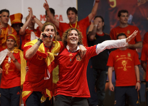  FIFA 2010 World Cup Champions Spain Victory Parade And Celebrations(Sergio Ramos)