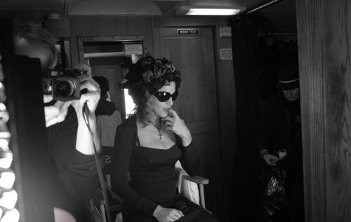  마돈나 for Dolce & Gabbana – Backstage 사진