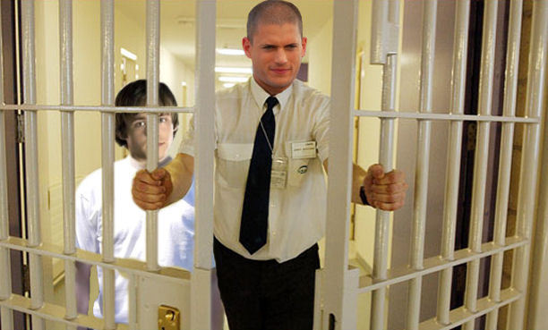 Prison Break - Season 5 - Michael continues his plan