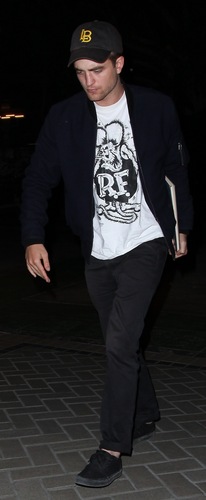  Rob Arriving at the hotel