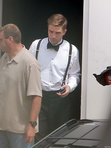  Rob on "Water For Elephants" Set [July 16th]