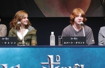  Ромиона (Рон и Гермиона) - 28.06.04: Prisoner of Azkaban Tokyo Press Conference & Photocall