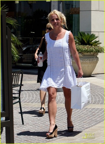  Britney out in Woodland Hills