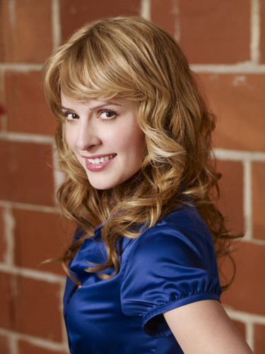  Liz Townsend played sa pamamagitan ng Jenny Wade