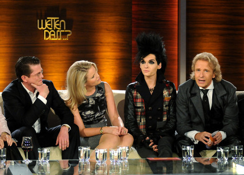 celebridades Appearing On Germany's "Wetten Dass?"