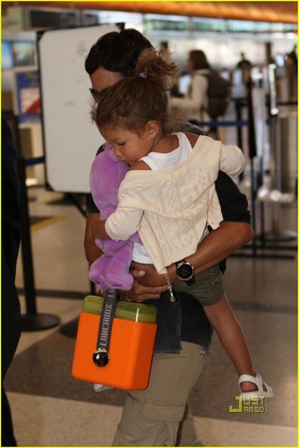  Halle Berry: South Africa with Nahla & Gabriel Aubry!