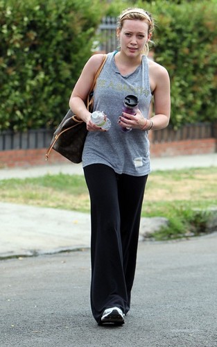  Hilary out in Toluca Lake