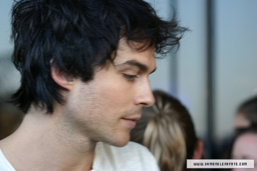 Ian with fans Comic con