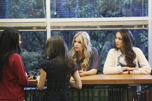  PLL Sneak Peek Pictures. 1x09 The Perfect Storm