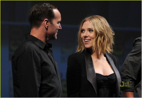  Scarlett Johansson Makes Her Mark At Comic-Con