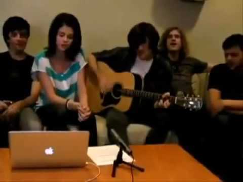  Selena Gomez And The Scene-Falling Down Acoustic