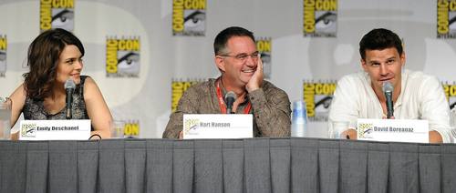  बोन्स at Comic Con