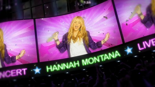  Hannah Montana Forever Opening picture in High Quality