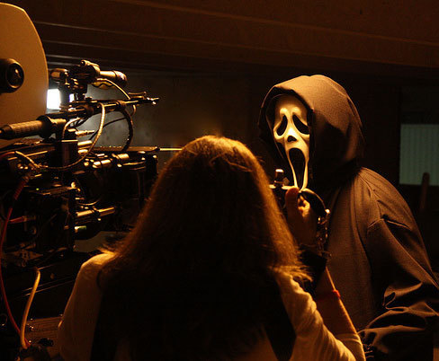  Scream 4 - First Official Look at Ghostface via New Set Pic