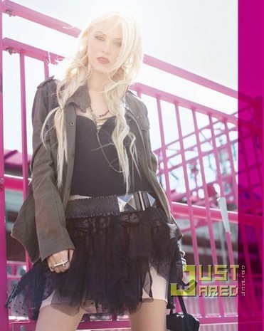 Taylor Momsen - Material Girl Line bức ảnh Shoot and BTS