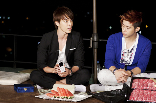  Delicious Invitation - Donghae