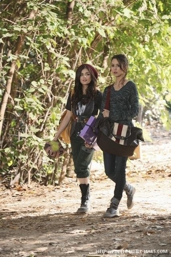  Pretty Little Liars - Episode 1.10 - Keep Your বন্ধু Close - Promotional ছবি