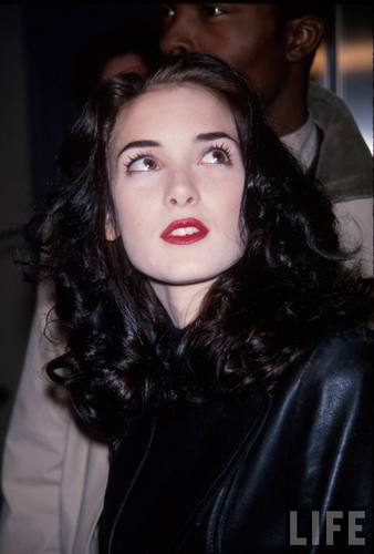 Actress Winona Ryder in 1992 (2)