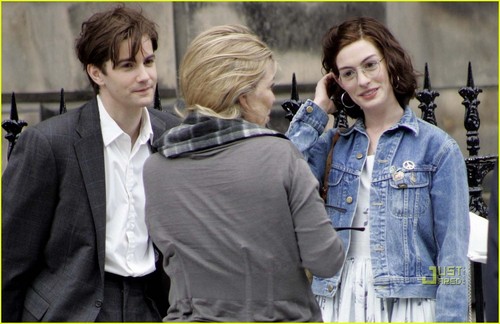  Anne Hathaway & Jim Sturgess: One Day... Just One Day...
