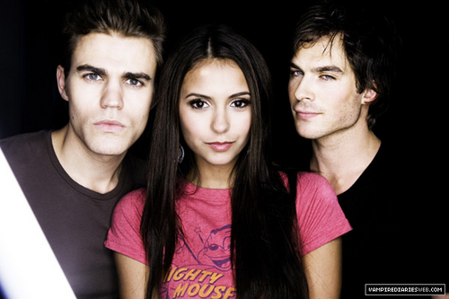  Damon, Stefan, Elena