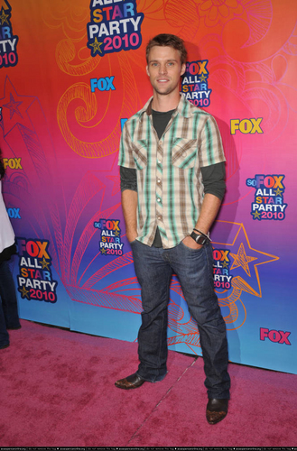  Jesse Spencer @ the fox TCA All bintang Party (August 2, 2010)