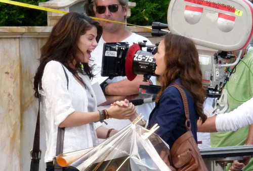  Selena Gomez and Leighton Meester Film Outside the Hotel de Paris