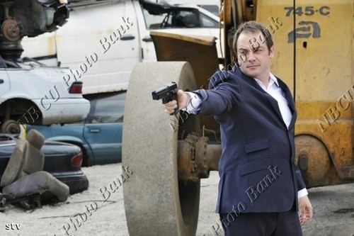  W13 - Episode 2.06 - Around the Bend - Promotional foto-foto