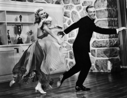  Ginger Rogers and Fred Astaire
