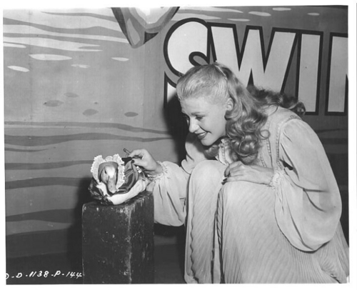 Ginger Rogers - Ginger Rogers Photo (14574943) - Fanpop