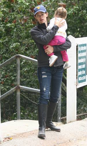  Jen, violet and Seraphina at the park!