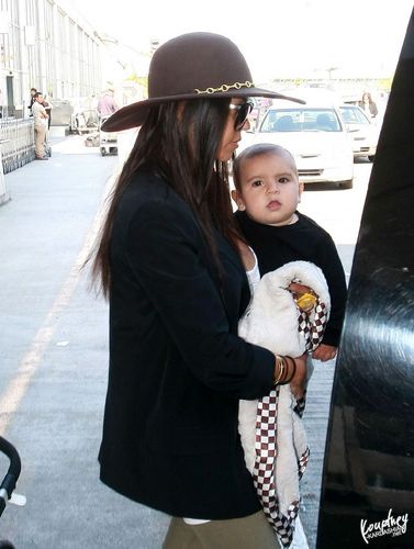  Kourt and the fam head back to Los Angeles