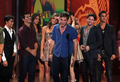  Nikki @ Teen Choice Awards with Twilight Saga Cast