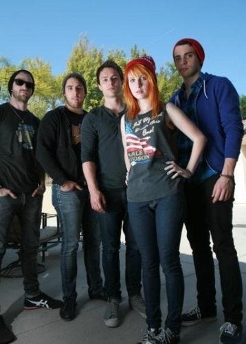 We are PARAMORE<3