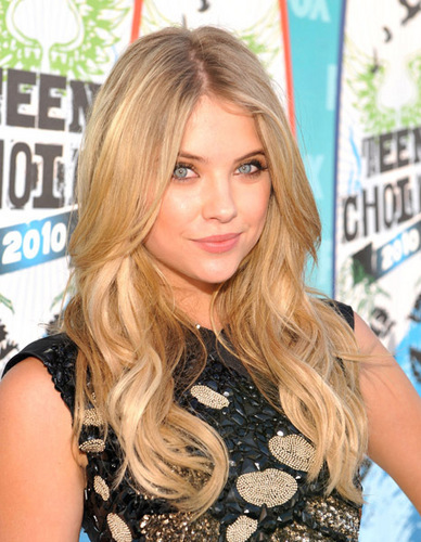  Ashley @ Teen Choice Awards 2010