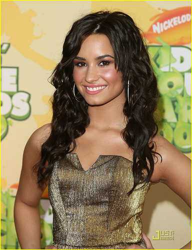  Demi Lovato at the KCA's
