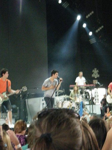  Jonas Brothers concert