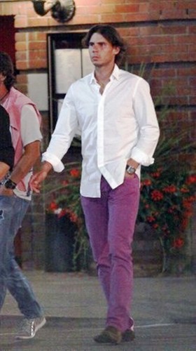  Rafa Nadal in tight purple pants!