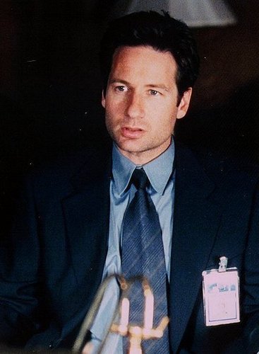  soro Mulder -- Promo larawan