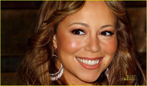  Mariah @ 2009 Cannes File Festival