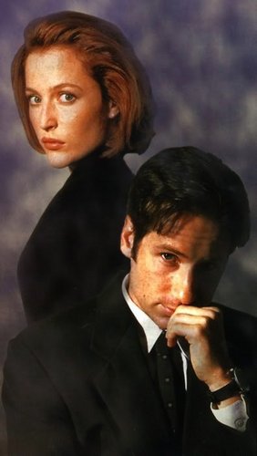  Mulder and Scully Promo तस्वीरें
