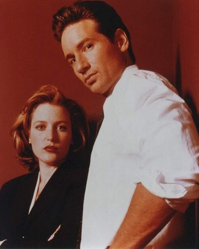  Mulder and Scully Promo imagens