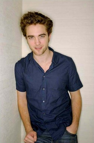 Rob's old photoshoot in Japão