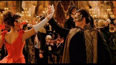  Anna and Dracula masked ball scene - furgone, van Helsing