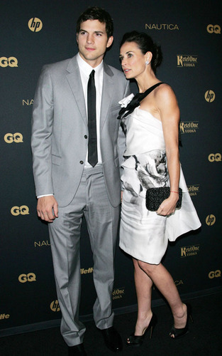  Ashton and Demi at the 2009 Gentlemen's Ball