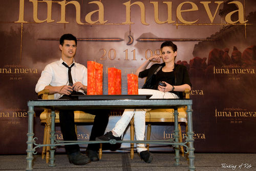  HQ Exclusive Pics of Kristen Stewart and Taylor Lautner in Mexico