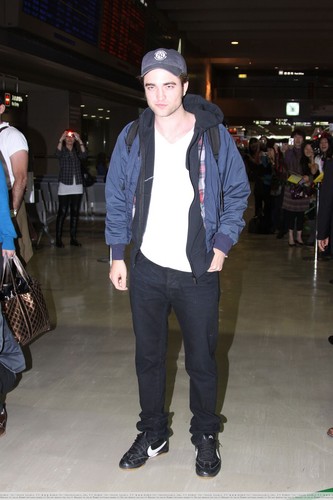 More pics of Rob in Japan 