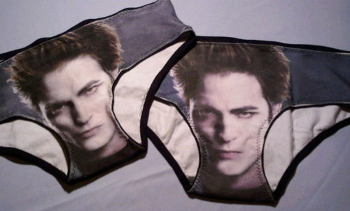  Robert Pattinson panties