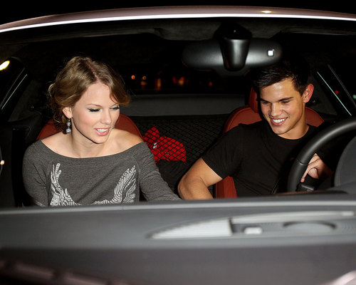  Taylor & Taylor ngày Night